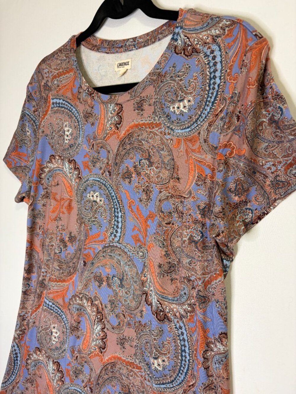 L'AGENCE Ressi Tee in French Paisley Periwinkle XL Rare NWOT New Extra Large - Picture 9 of 14
